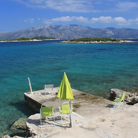 Seaside House Lumbarda, Korcula - 4422 *